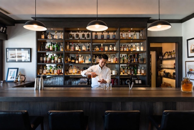 Wolf & Crane Bar